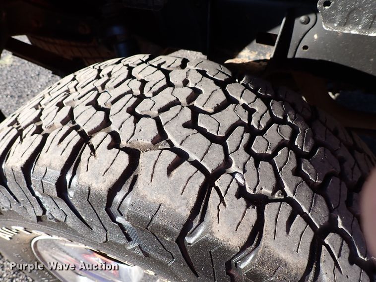 image for item IN9678 2011 Toyota Tundra  Double Cab pickup truck