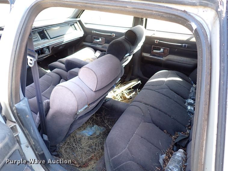 image for item IN9703 1990 Lincoln Town Car