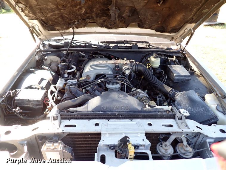 image for item IN9703 1990 Lincoln Town Car