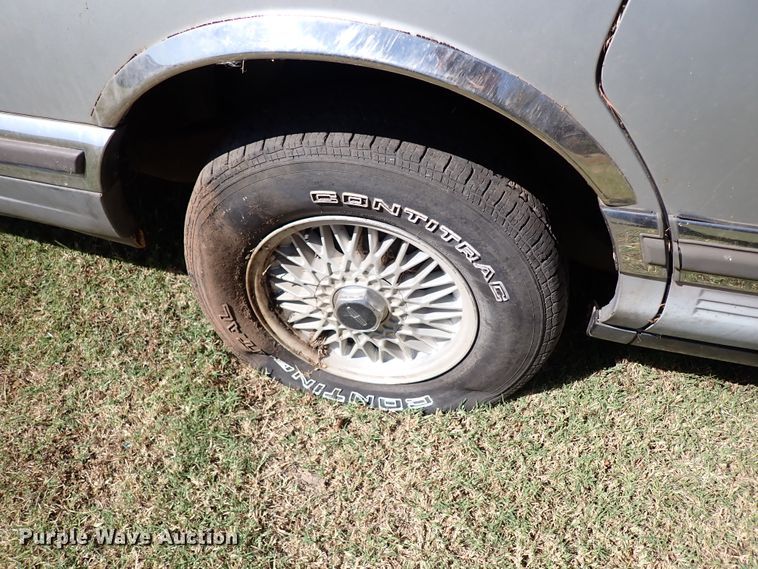 image for item IN9703 1990 Lincoln Town Car