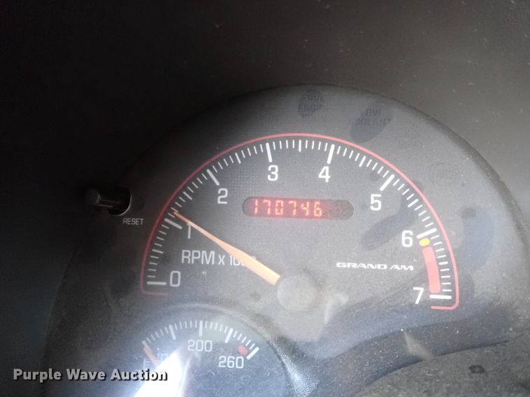 image for item IN9704 2005 Pontiac Grand AM