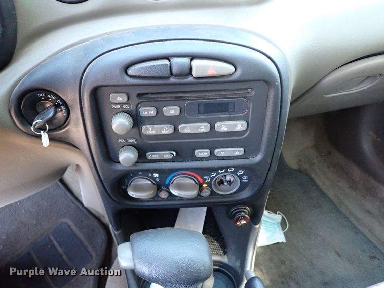 image for item IN9704 2005 Pontiac Grand AM