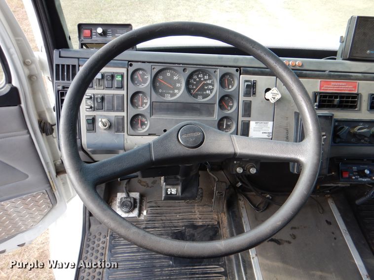 image for item IR9151 1999 Freightliner FL106  rescue vehicle