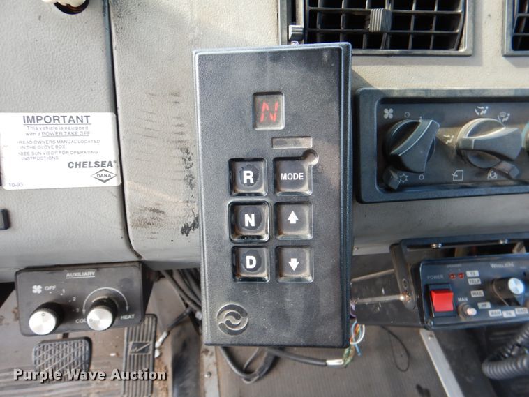 image for item IR9151 1999 Freightliner FL106  rescue vehicle