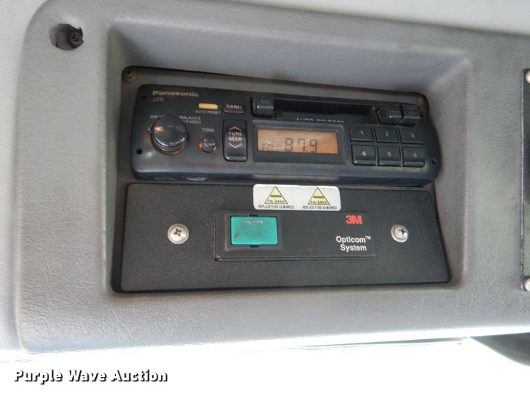 image for item IR9151 1999 Freightliner FL106  rescue vehicle