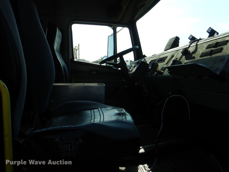 image for item IR9151 1999 Freightliner FL106  rescue vehicle