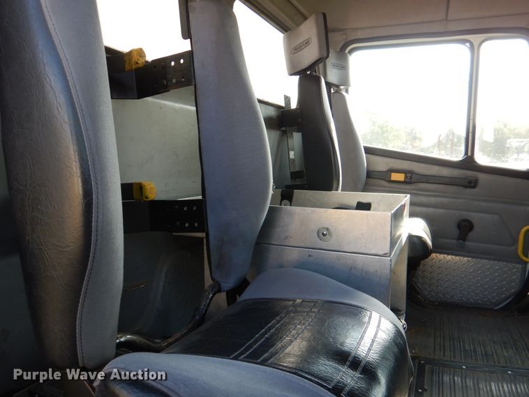 image for item IR9151 1999 Freightliner FL106  rescue vehicle