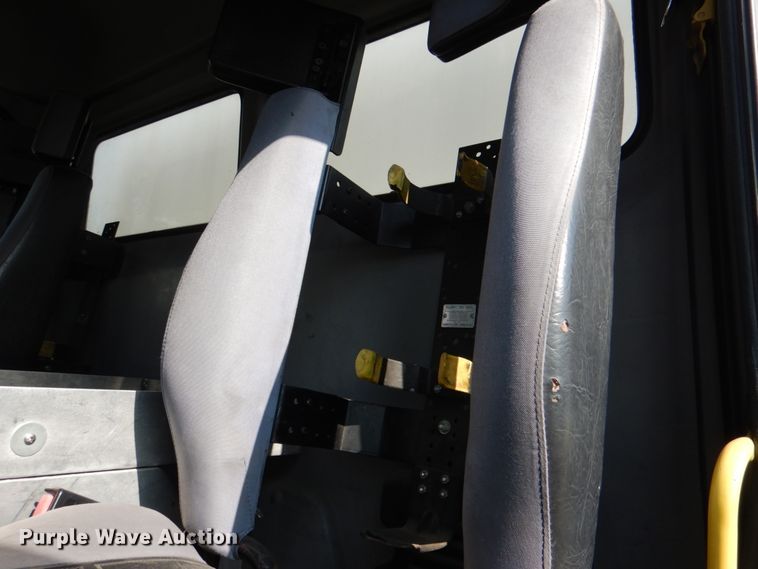 image for item IR9151 1999 Freightliner FL106  rescue vehicle