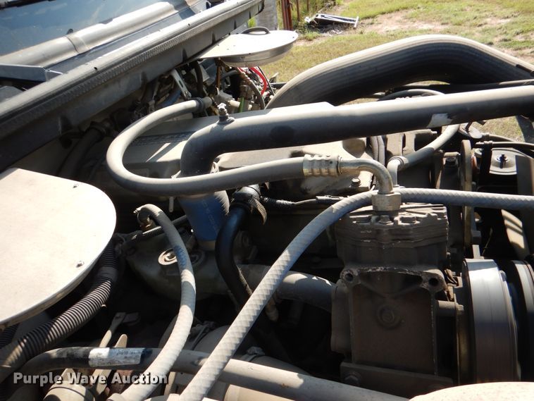 image for item IR9151 1999 Freightliner FL106  rescue vehicle