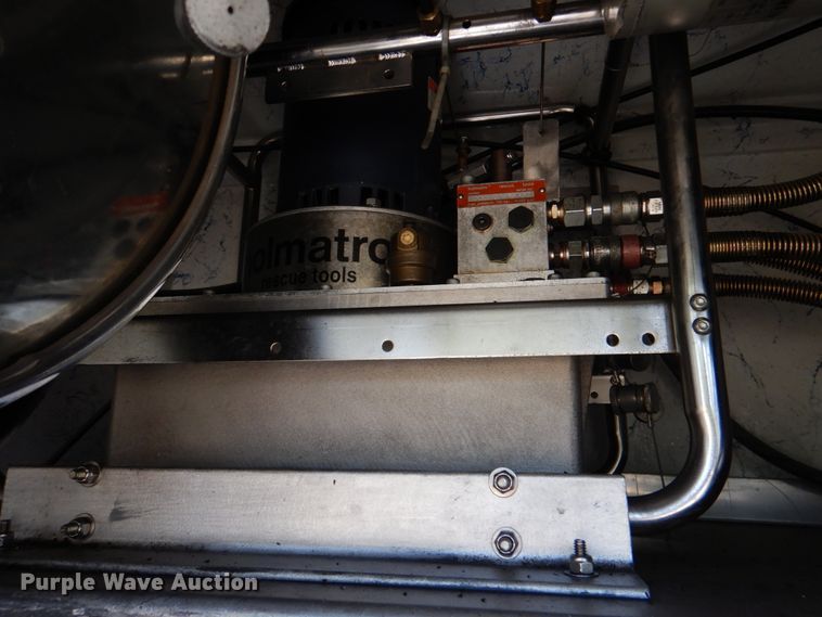 image for item IR9151 1999 Freightliner FL106  rescue vehicle