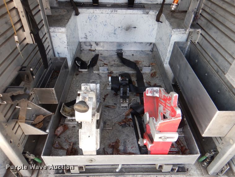 image for item IR9151 1999 Freightliner FL106  rescue vehicle