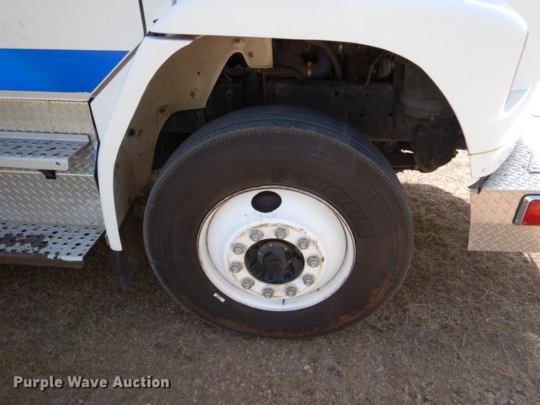 image for item IR9151 1999 Freightliner FL106  rescue vehicle