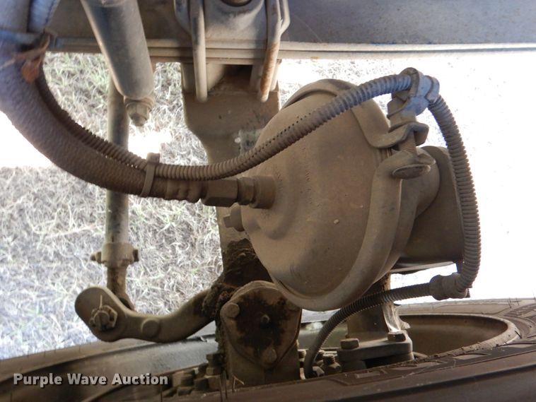 image for item IR9151 1999 Freightliner FL106  rescue vehicle