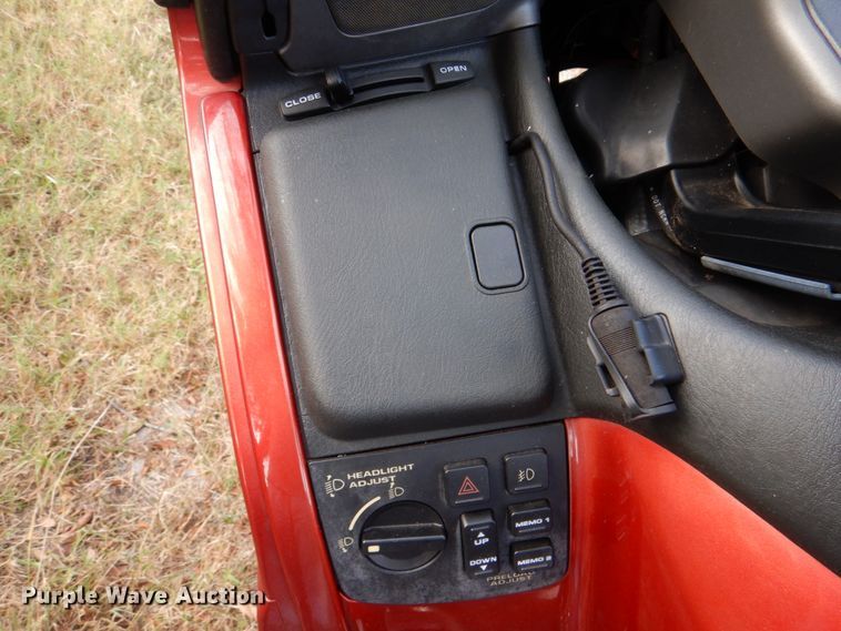 image for item IR9162 2008 Honda Goldwing  motorcycle