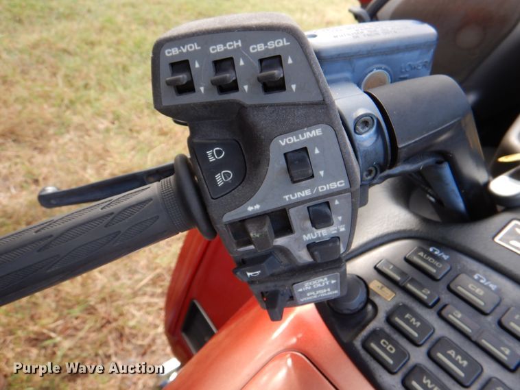 image for item IR9162 2008 Honda Goldwing  motorcycle