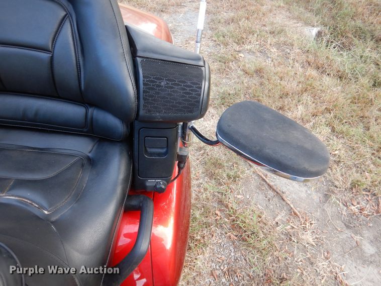 image for item IR9162 2008 Honda Goldwing  motorcycle