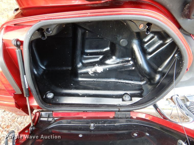 image for item IR9162 2008 Honda Goldwing  motorcycle