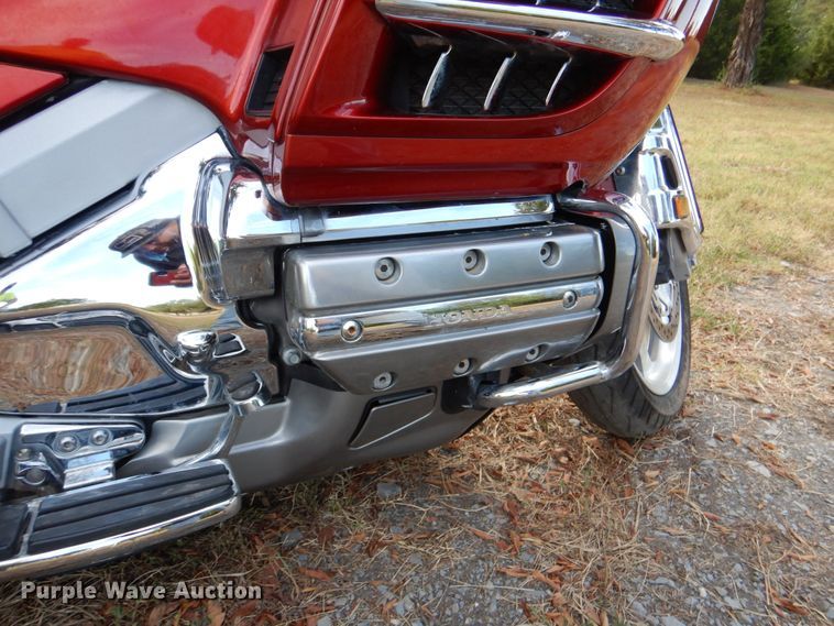 image for item IR9162 2008 Honda Goldwing  motorcycle