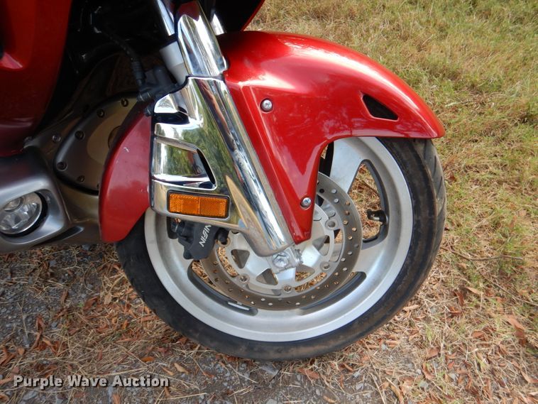 image for item IR9162 2008 Honda Goldwing  motorcycle