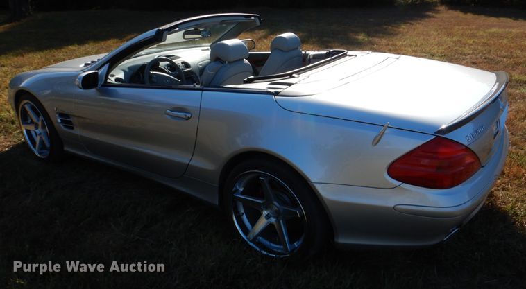 image for item IR9163 2004 Mercedes Benz SL500  convertible