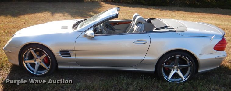 image for item IR9163 2004 Mercedes Benz SL500  convertible
