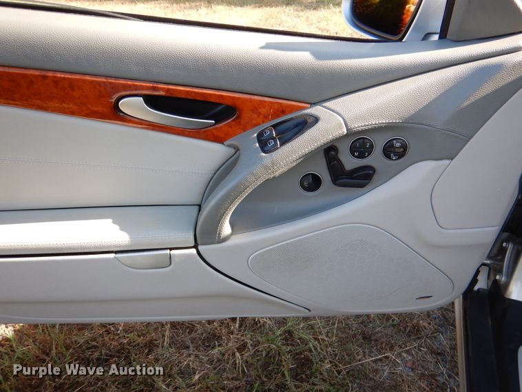 image for item IR9163 2004 Mercedes Benz SL500  convertible