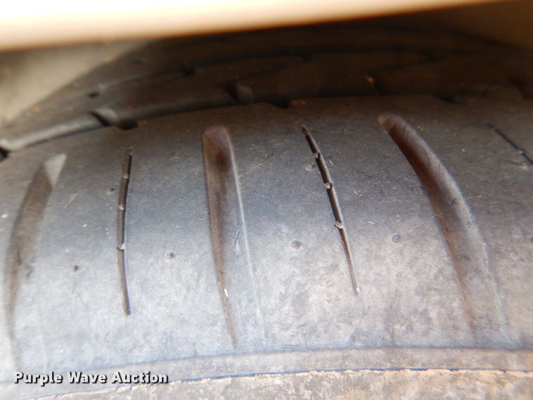 image for item IR9163 2004 Mercedes Benz SL500  convertible