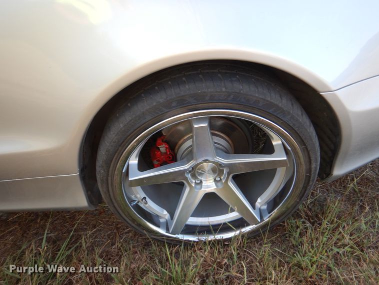 image for item IR9163 2004 Mercedes Benz SL500  convertible