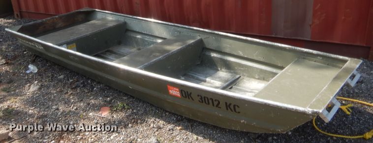 image for item IT9637 2007 Tracker Topper 12  boat