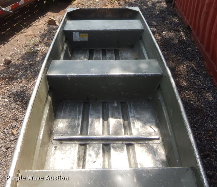 image for item IT9637 2007 Tracker Topper 12  boat