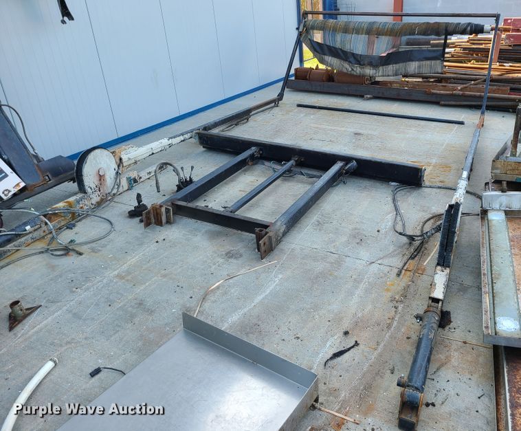 image for item IU9477 Roll-off container truck tarp