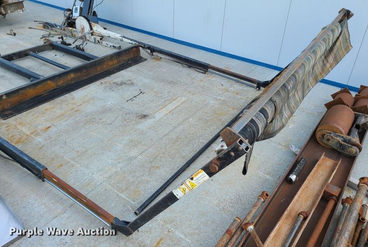 image for item IU9477 Roll-off container truck tarp