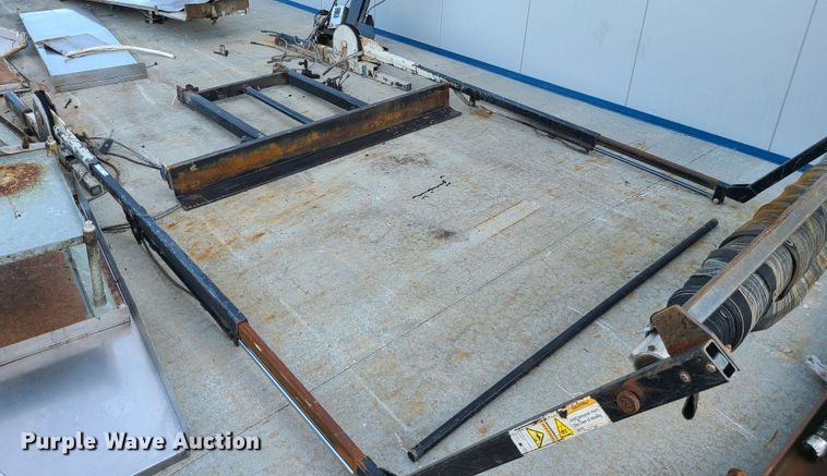 image for item IU9477 Roll-off container truck tarp