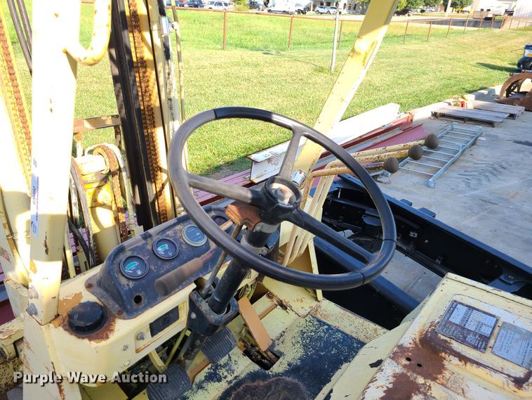 image for item IU9480 Komatsu FG15S  forklift