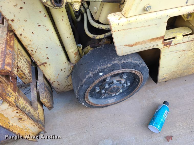 image for item IU9480 Komatsu FG15S  forklift