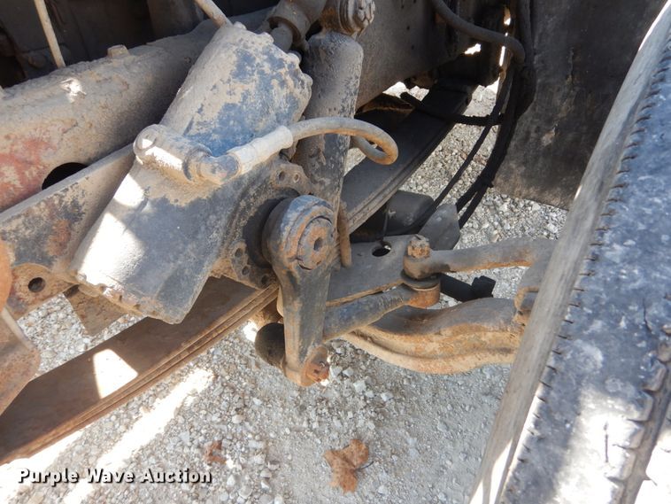 image for item JG9064 1972 International 4700  water truck