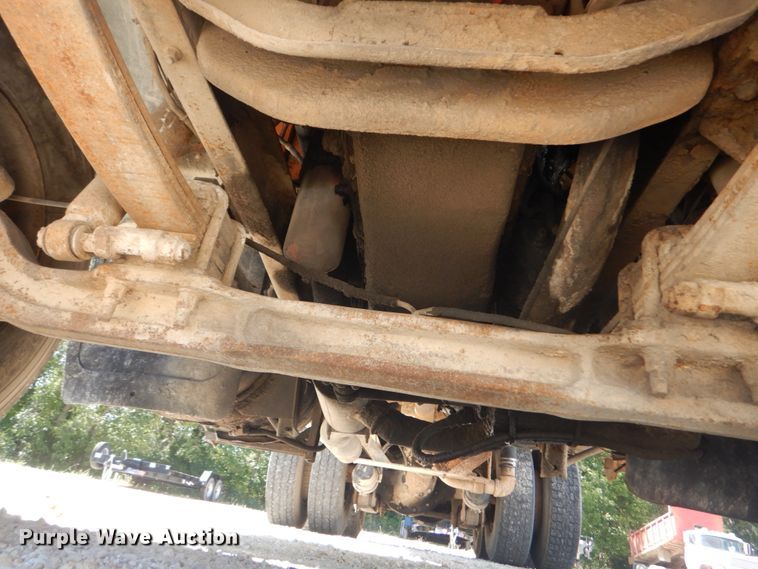 image for item JG9064 1972 International 4700  water truck