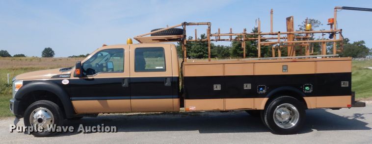 image for item JG9078 2015 Ford F550 Super Duty XL  Crew Cab utility / service truck