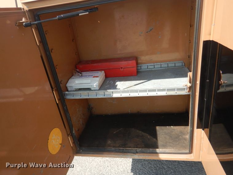 image for item JG9078 2015 Ford F550 Super Duty XL  Crew Cab utility / service truck