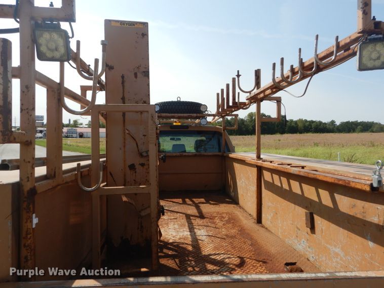 image for item JG9078 2015 Ford F550 Super Duty XL  Crew Cab utility / service truck