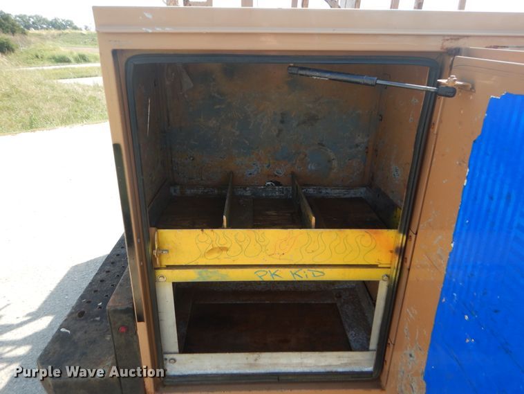 image for item JG9078 2015 Ford F550 Super Duty XL  Crew Cab utility / service truck