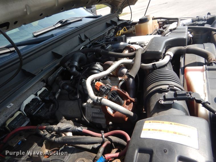 image for item JG9078 2015 Ford F550 Super Duty XL  Crew Cab utility / service truck