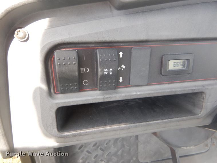 image for item JG9081 Toro GTX  golf cart