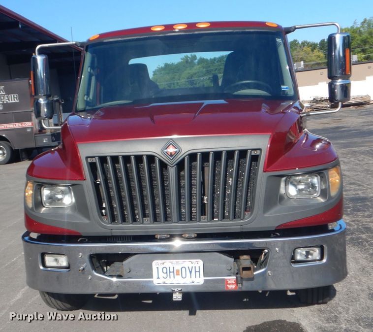 image for item JG9104 2012 International TerraStar  truck cab and chassis