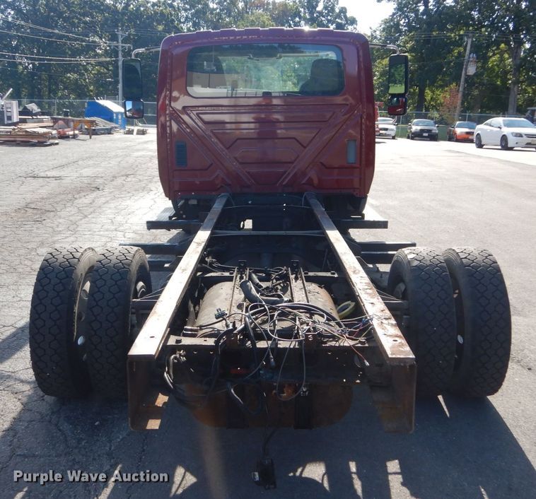 image for item JG9104 2012 International TerraStar  truck cab and chassis