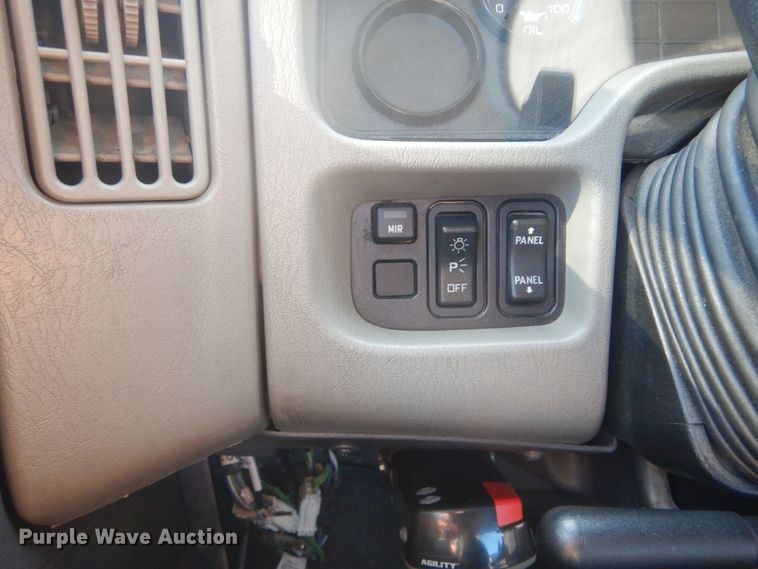 image for item JG9104 2012 International TerraStar  truck cab and chassis