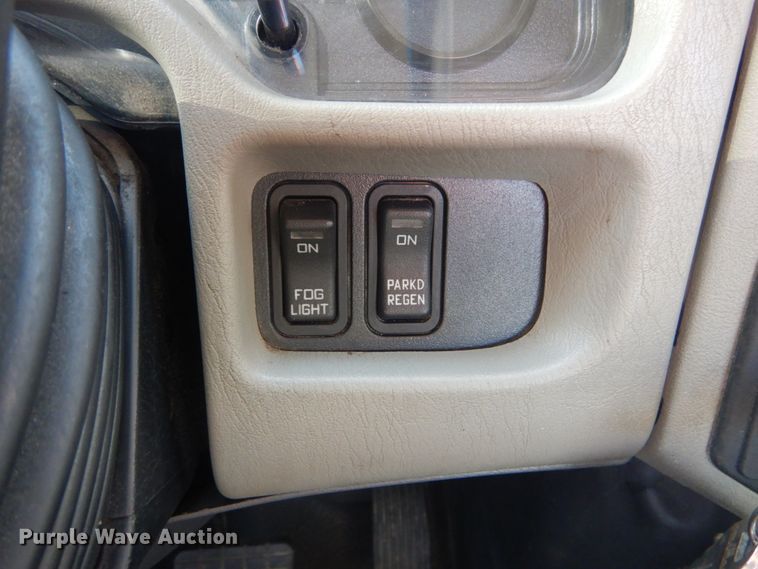 image for item JG9104 2012 International TerraStar  truck cab and chassis