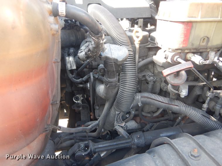 image for item JG9104 2012 International TerraStar  truck cab and chassis