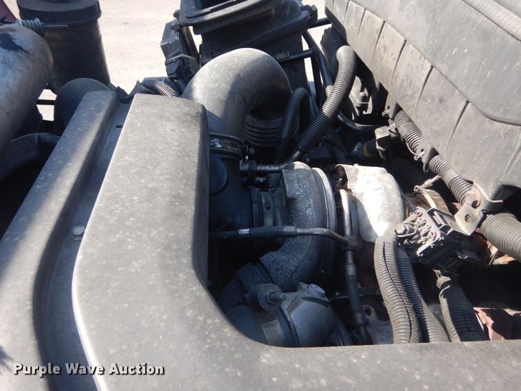 image for item JG9104 2012 International TerraStar  truck cab and chassis