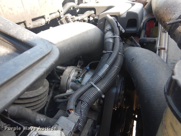 image for item JG9104 2012 International TerraStar  truck cab and chassis